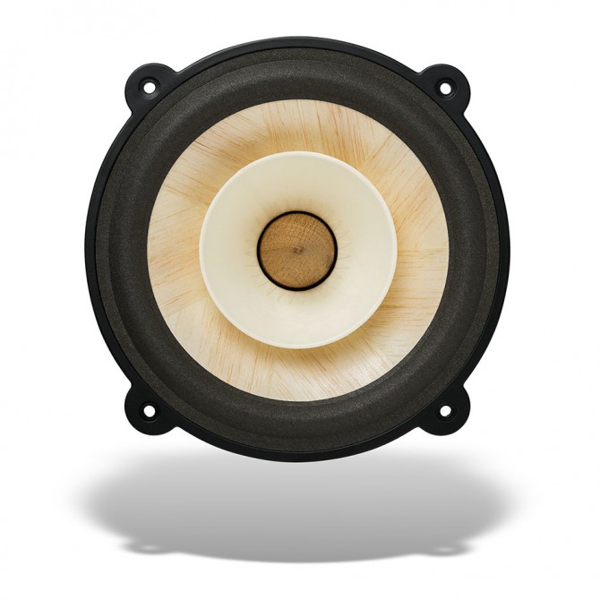 voxAC-4X-01-50dpi_01